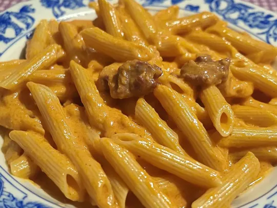 Mezze penne al baffo