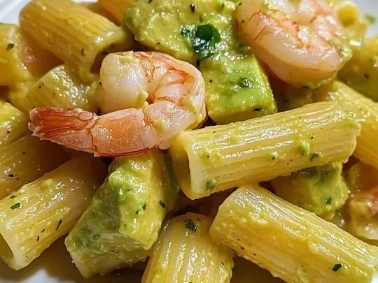 Mezzi Paccheri con Gamberi e Zucchine