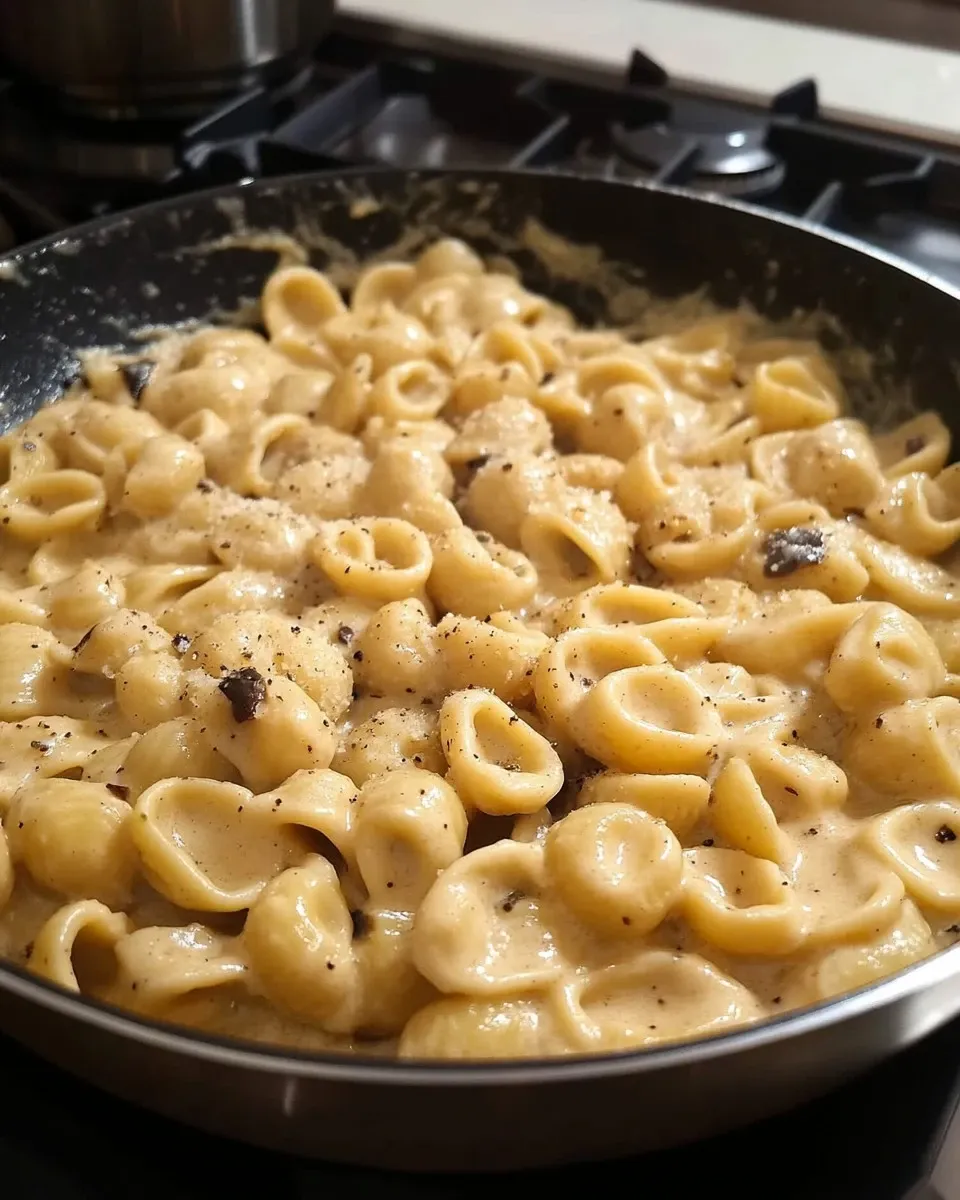 Orecchiette con melanzane e provola