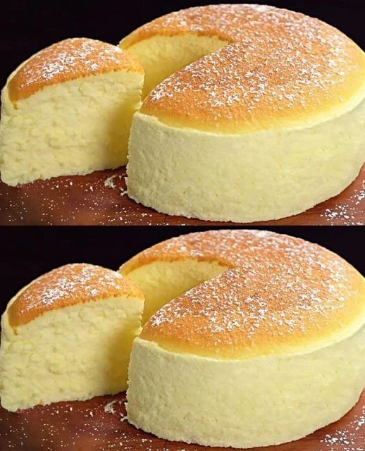 Torta allo yogurt fresca e deliziosa decorata con frutta