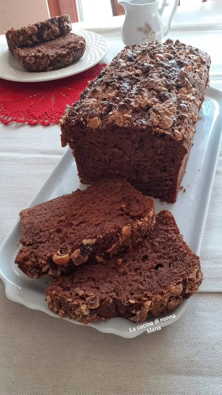 Plumcake al Nesquik con nocciole tostate, dolce morbido e goloso